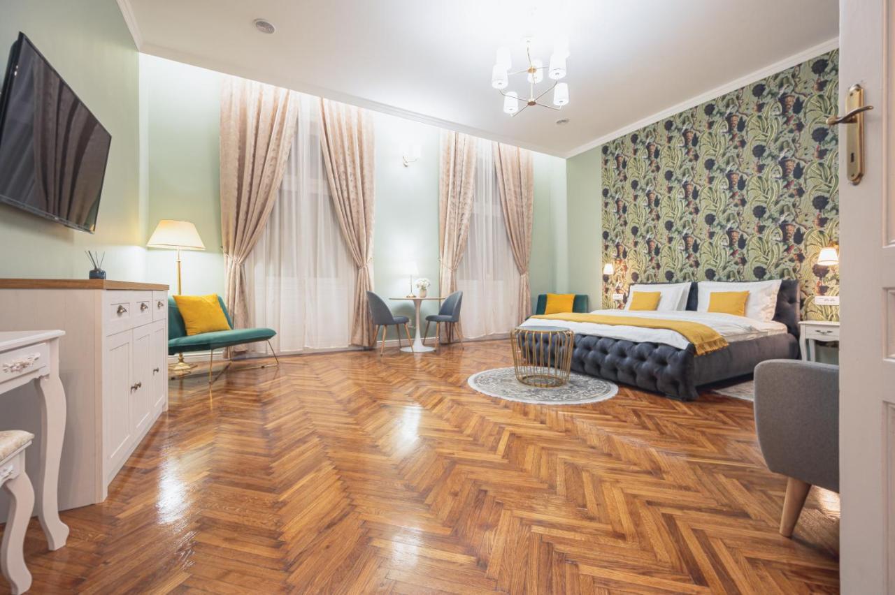 Central Park Apartments Oradea Extérieur photo