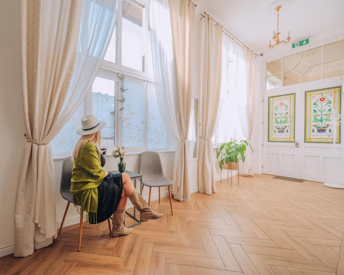 Central Park Apartments Oradea Extérieur photo